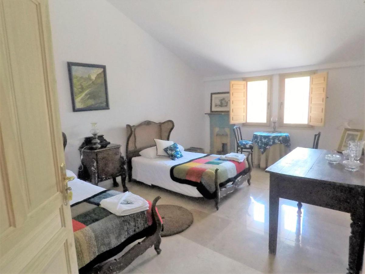 Castell Granadella Hotel L'Ampolla Ngoại thất bức ảnh